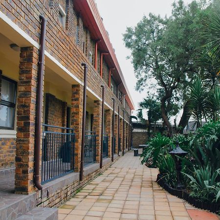 Towers Lodge Boksburg Exterior foto